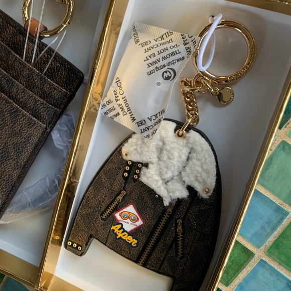 New MK gift set 🎁 - Picture 4 of 6